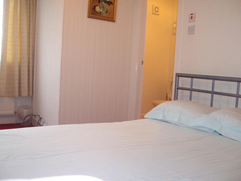 Lindhome Guest House Αμπερντήν Δωμάτιο φωτογραφία