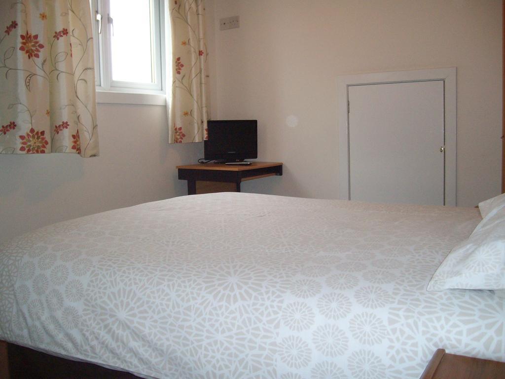Lindhome Guest House Αμπερντήν Δωμάτιο φωτογραφία